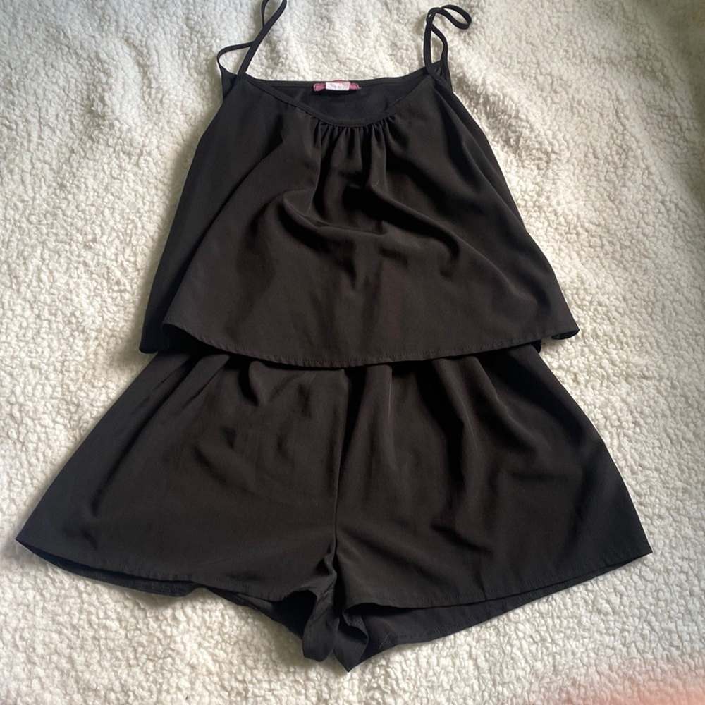 Black romper S